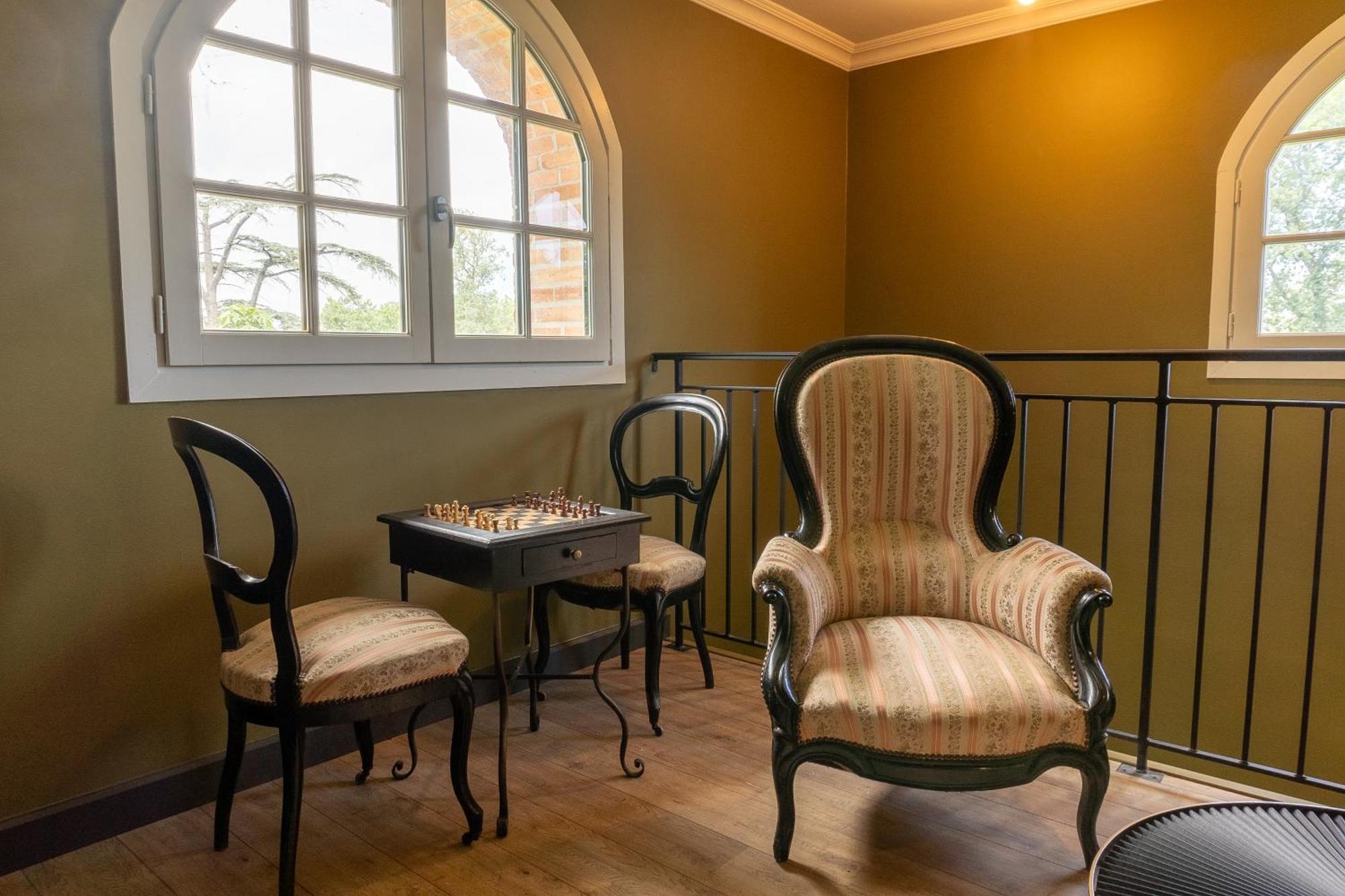 Castel Bois Marie, Maison D'Hotes Montauban Exterior photo A 3D rendering of a room